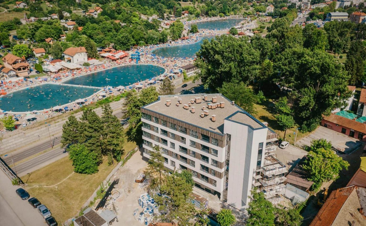 Muki Park lake Tuzla Bagian luar foto